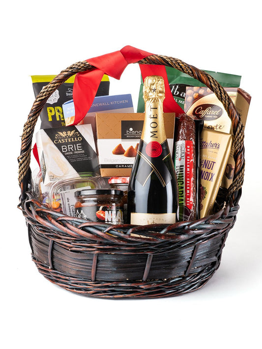 Vyno Savory & Sweet Gift Basket